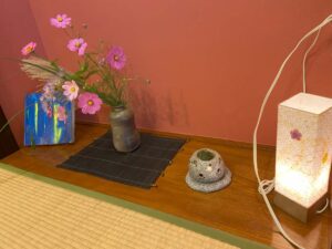 季節のお花（コスモス）と、絵本「月の姫」